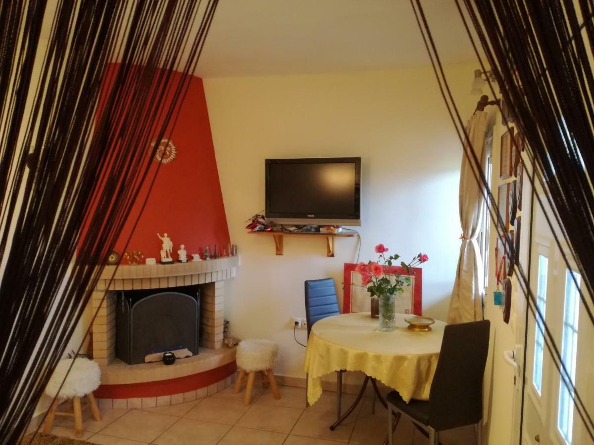 Relaxing Beautiful Holiday Home Lávrion Exteriör bild